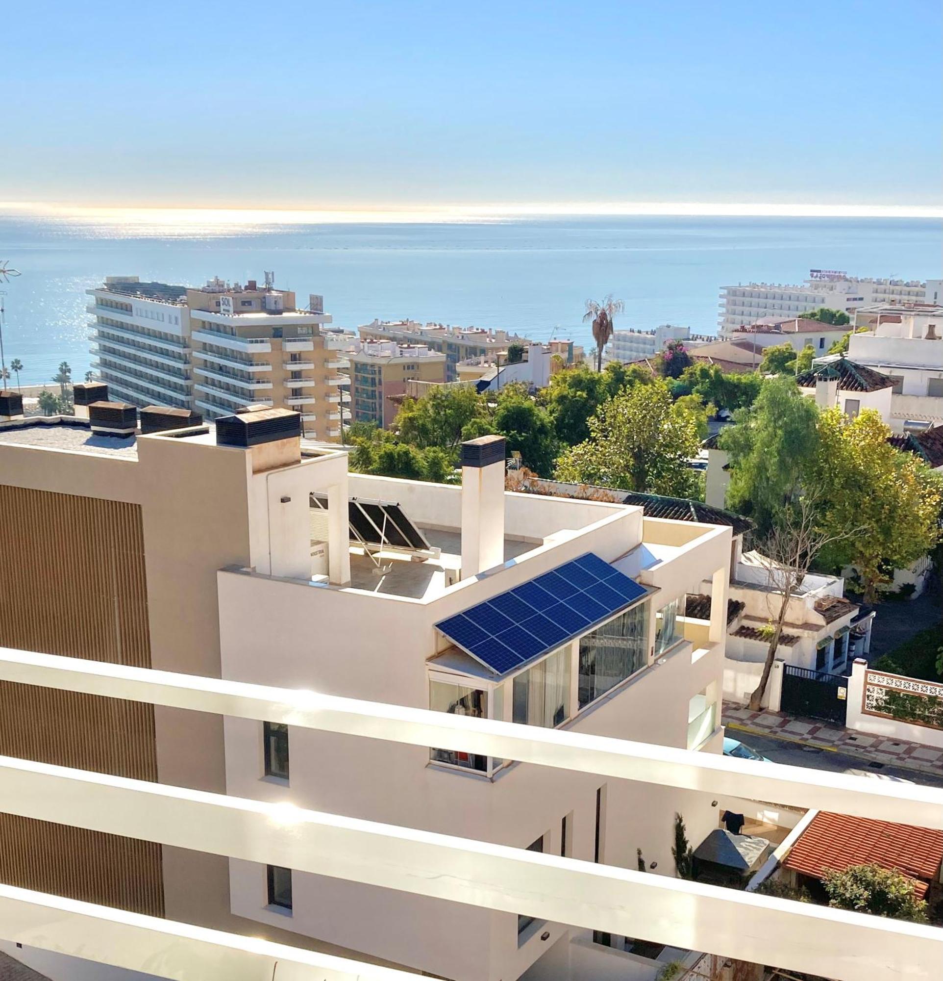 Beautiful Mediterranean Views In Central Torremolinos Extérieur photo